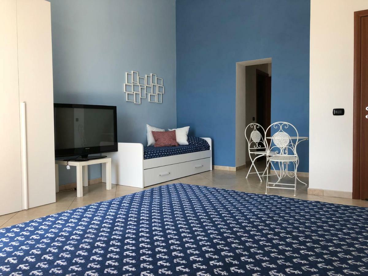 Re Ferdinando Bed & Breakfast Napoli Ngoại thất bức ảnh