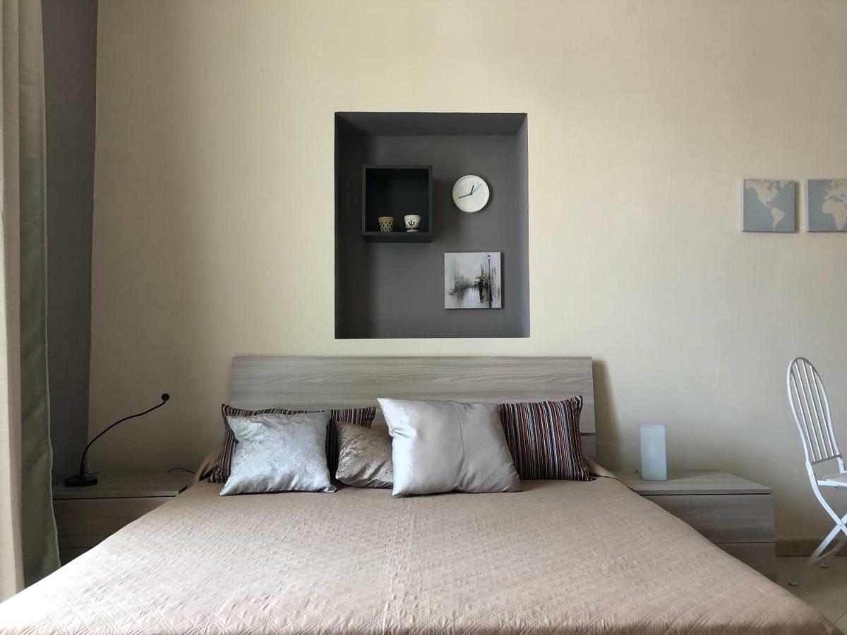Re Ferdinando Bed & Breakfast Napoli Ngoại thất bức ảnh